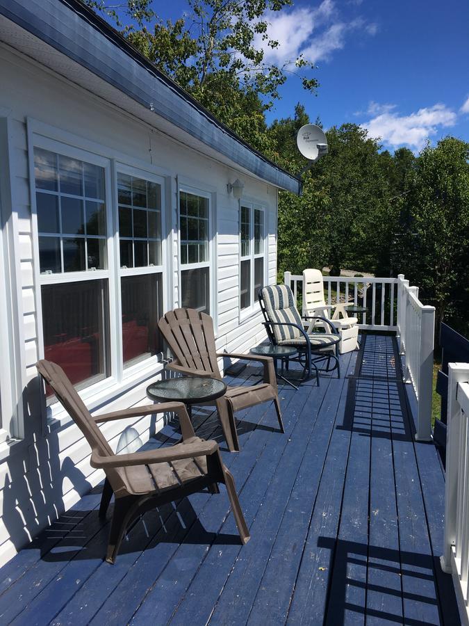 Chalet Chez Les Petit Grandes-Bergeronnes Luaran gambar
